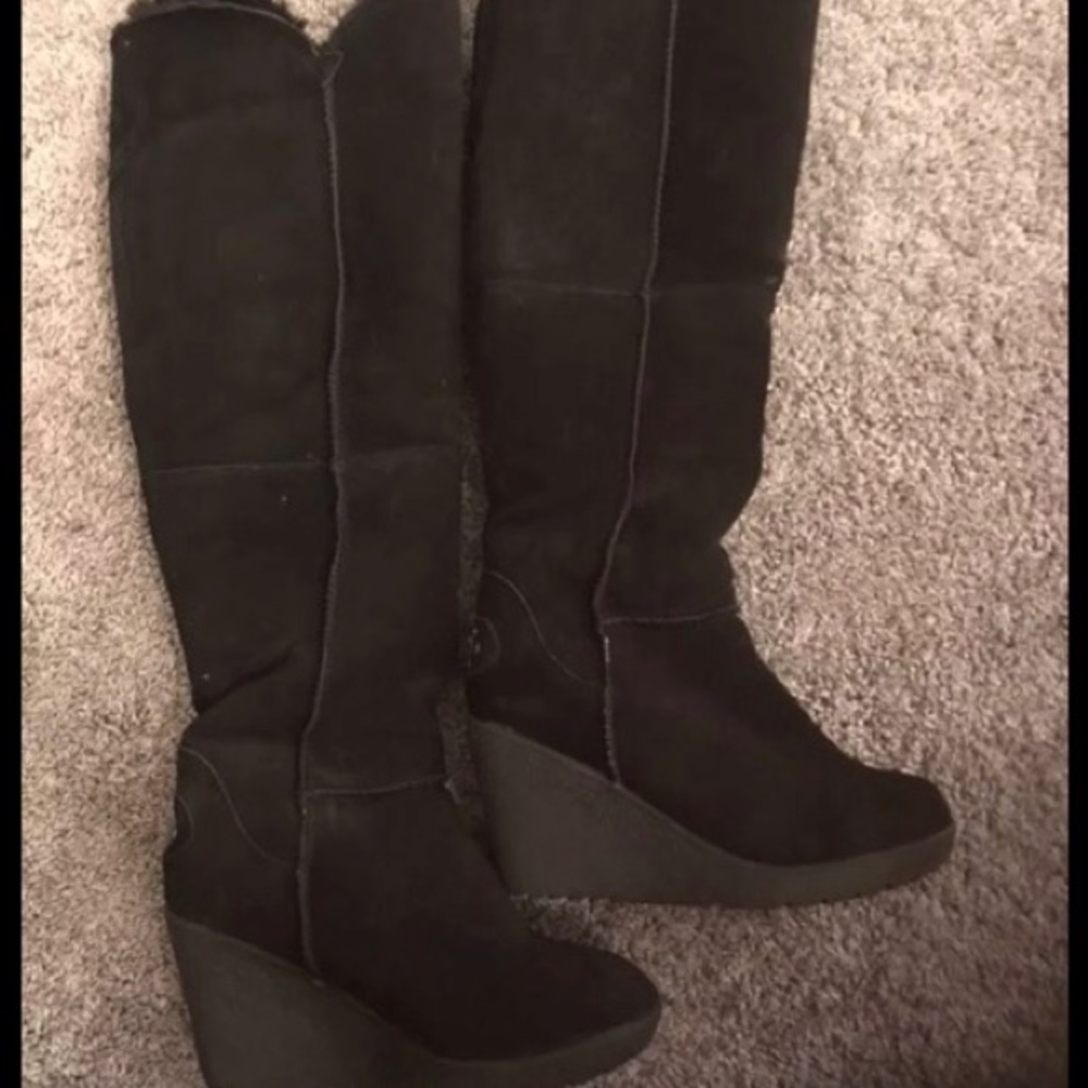 Bearpaw Boots